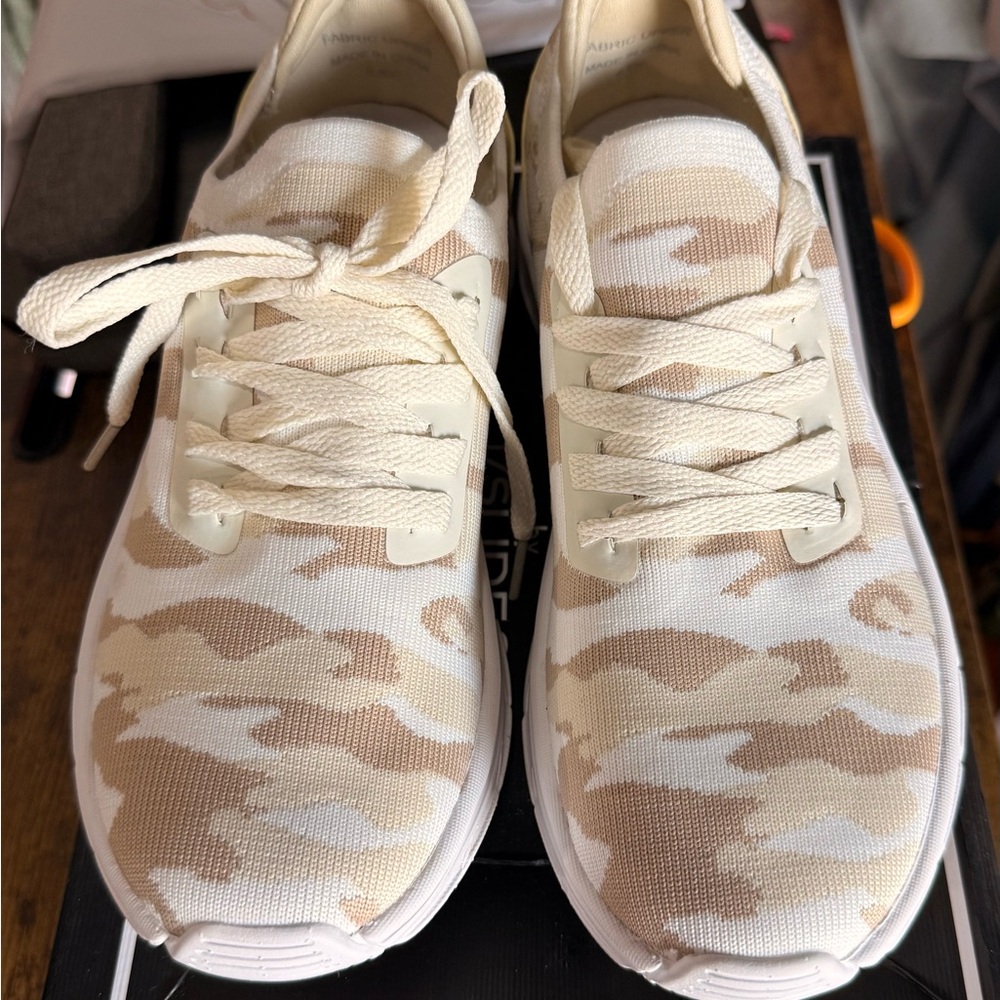 J/SLIDES Camouflage Cream and Tan Sneakers